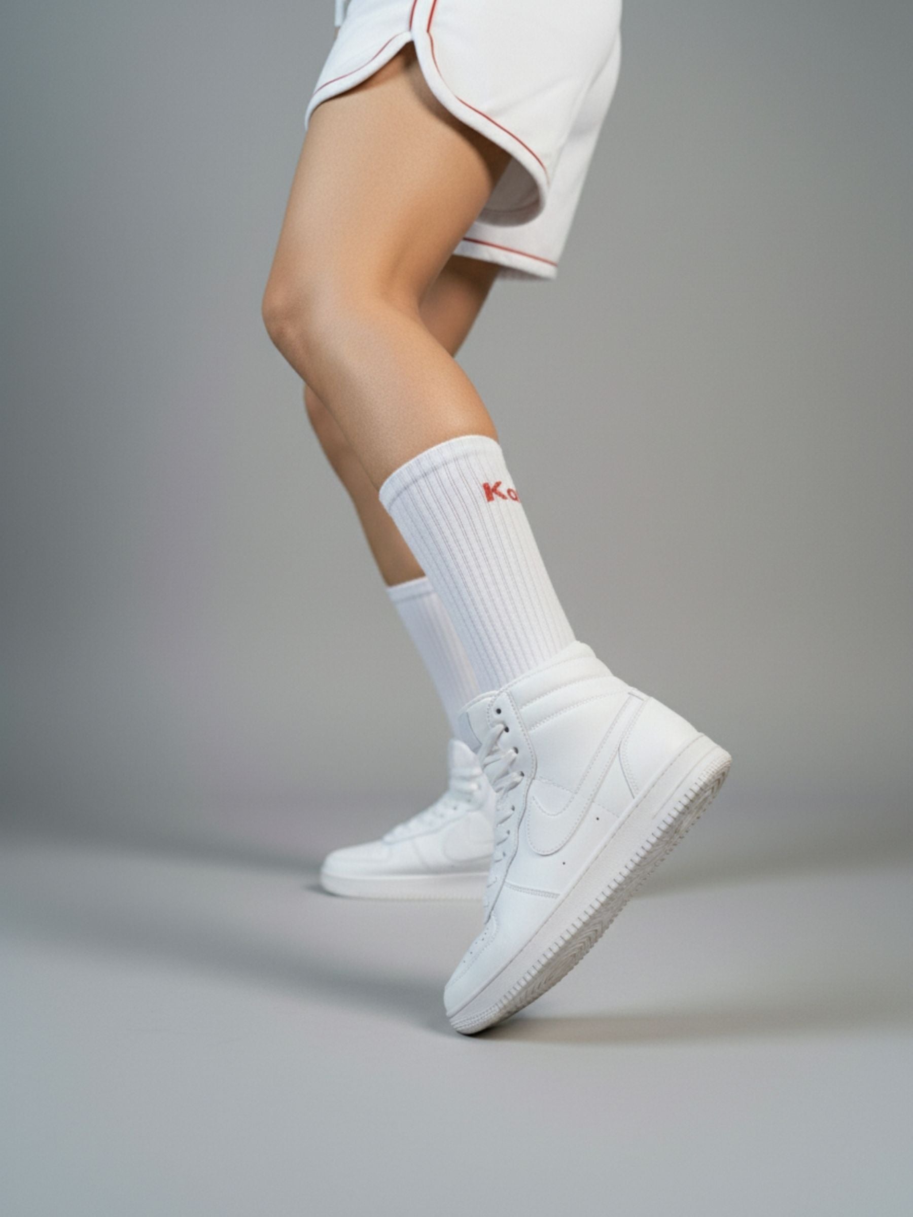 Kaleshi Aurat Crew Socks